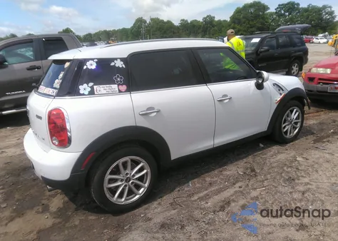 2015 Mini Countryman Cooper z USA, uszkodzony, nr VIN WMWZB3C52FWR46114
